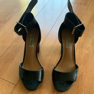 Madden Girl Harper Dress Sandals👡